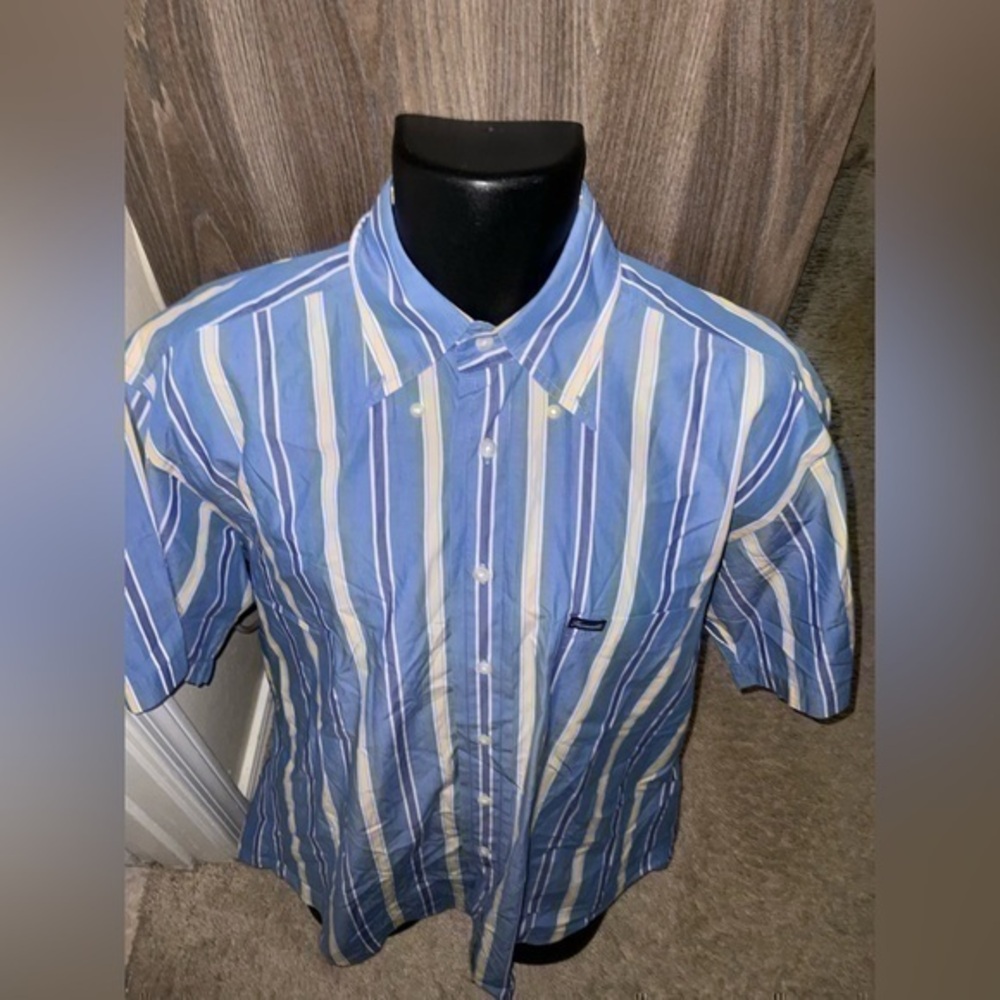 Men’s used size M medium button shirt sleeve shirt Facconable multicolored